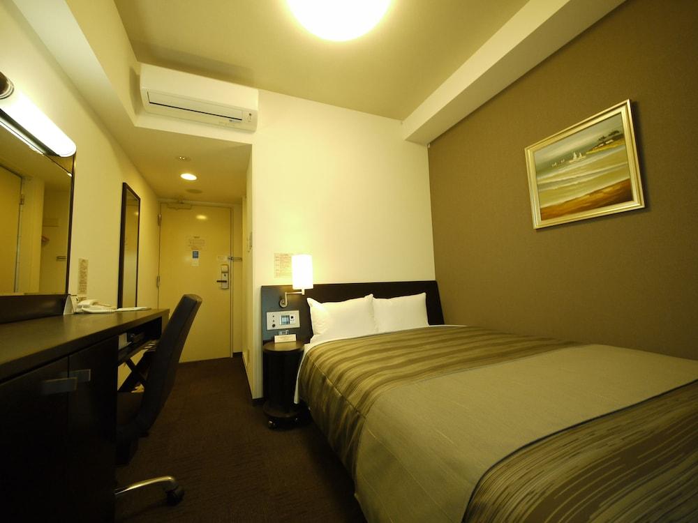 Hotel Route-Inn Uozu Exterior photo