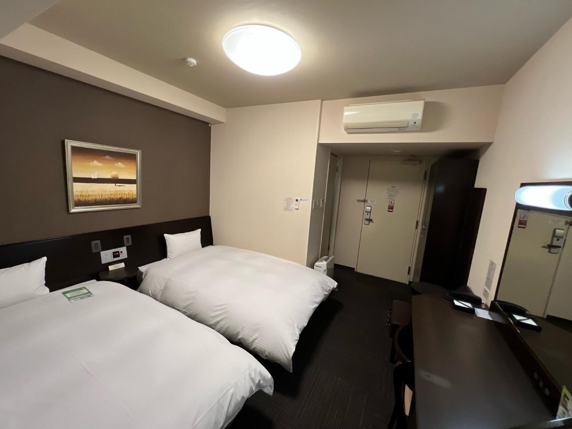 Hotel Route-Inn Uozu Exterior photo